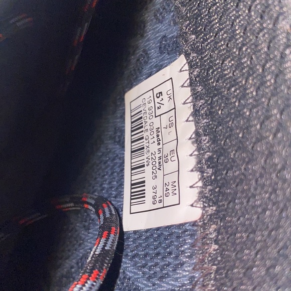 Professional Hiking boots - Picture 8 of 9